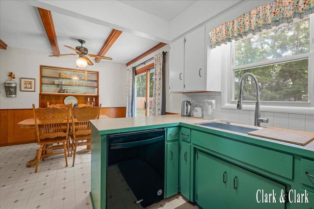 4747 Marshall Avenue, Grand Rapids, MI 49508