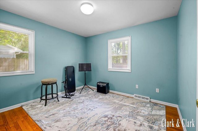 4747 Marshall Avenue, Grand Rapids, MI 49508