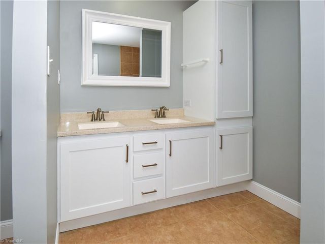 3922 Avera Avenue, Winston-salem, NC 27106