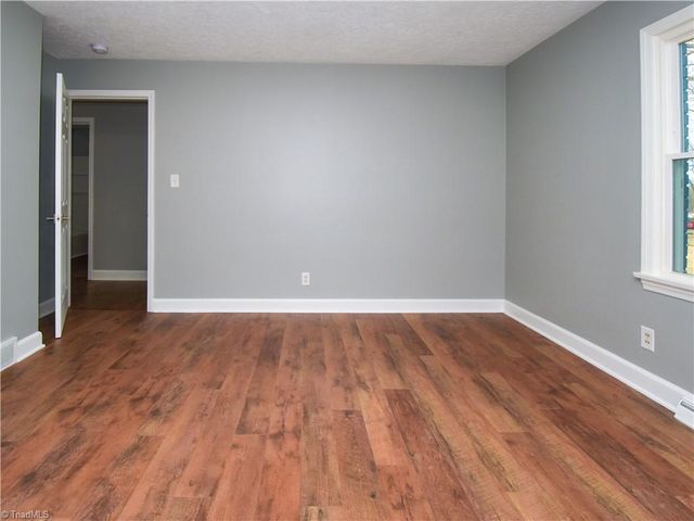 3922 Avera Avenue, Winston-salem, NC 27106