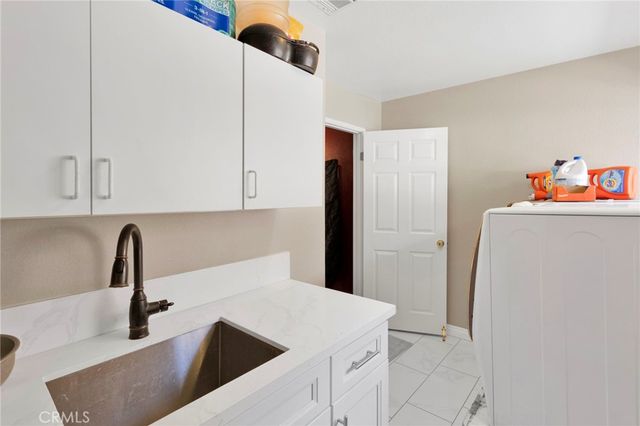 20430 Rancherias, Apple Valley, CA 92307