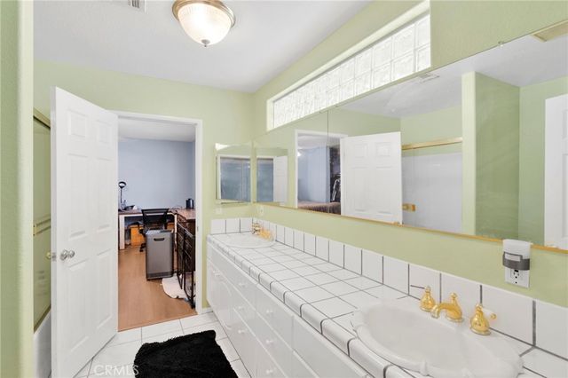 20430 Rancherias, Apple Valley, CA 92307