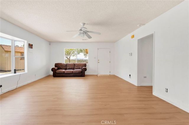 20430 Rancherias, Apple Valley, CA 92307