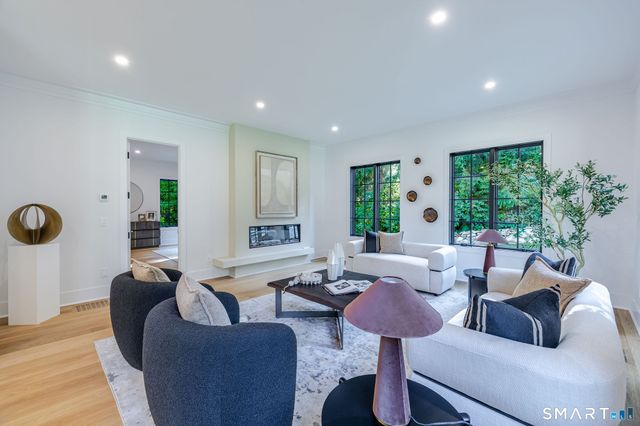 23 Laurel Road, Stamford, CT 06903