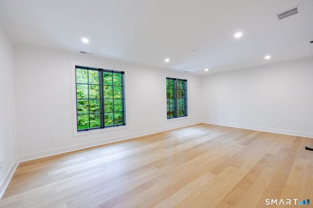 23 Laurel Road, Stamford, CT 06903