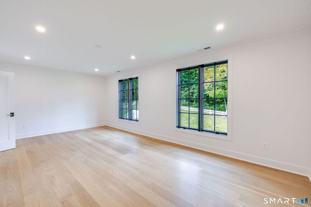 23 Laurel Road, Stamford, CT 06903