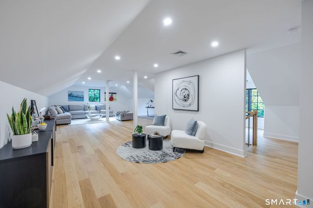 23 Laurel Road, Stamford, CT 06903