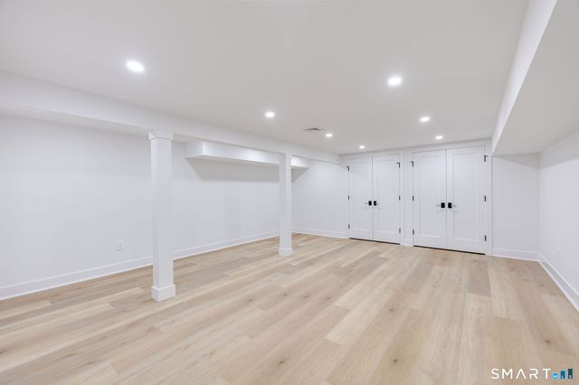 23 Laurel Road, Stamford, CT 06903
