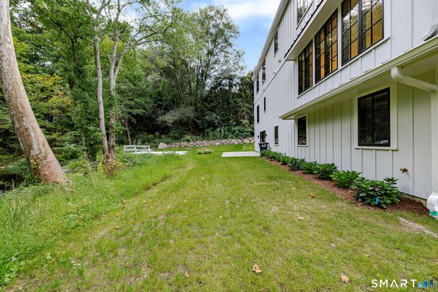 23 Laurel Road, Stamford, CT 06903