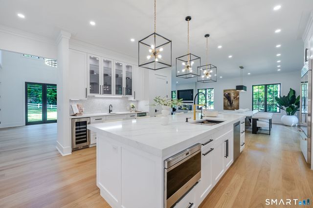 23 Laurel Road, Stamford, CT 06903