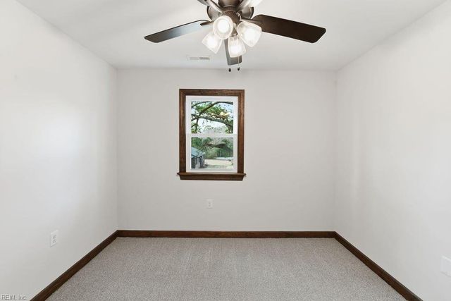 112 Deborah DR, Suffolk, VA 23434