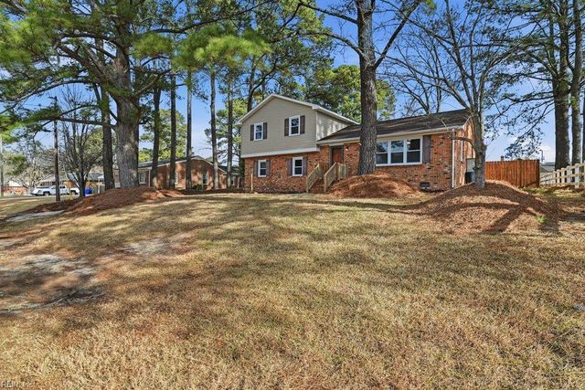 112 Deborah DR, Suffolk, VA 23434