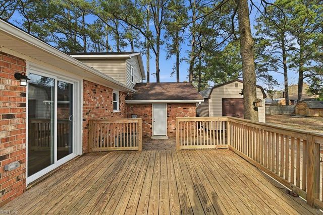 112 Deborah DR, Suffolk, VA 23434