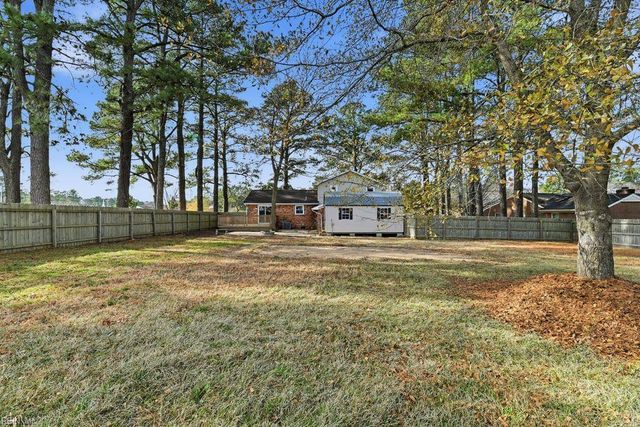 112 Deborah DR, Suffolk, VA 23434