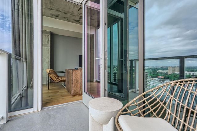 48 E East Ave 1706, Austin, TX 78701