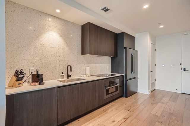 48 E East Ave 1706, Austin, TX 78701