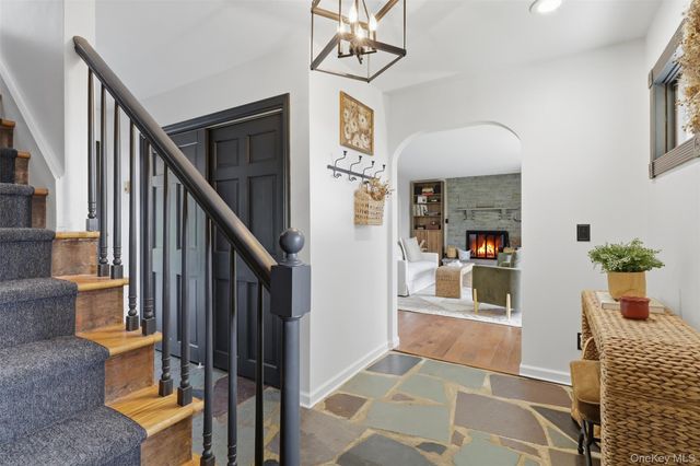 7 Kerr Road, Rhinebeck, NY 12572