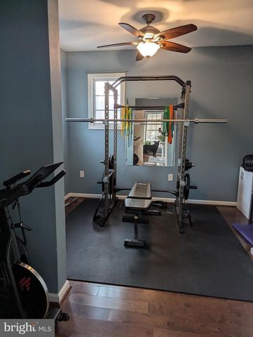 3002 STRATHMEADE ST, Falls Church, VA 22042