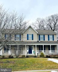 3002 STRATHMEADE ST, Falls Church, VA 22042