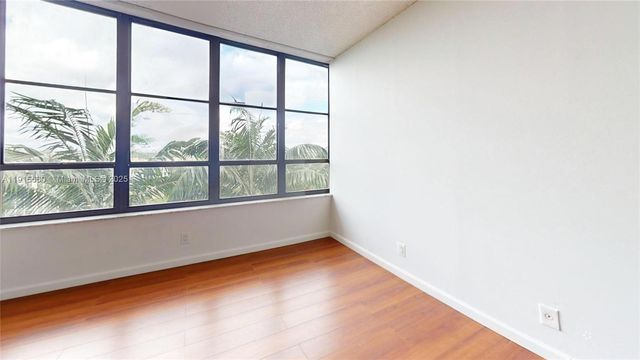 500 Three Islands Blvd 408, Hallandale Beach, FL 33009