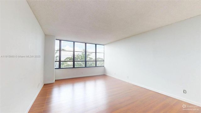 500 Three Islands Blvd 408, Hallandale Beach, FL 33009