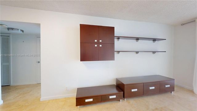 500 Three Islands Blvd 408, Hallandale Beach, FL 33009