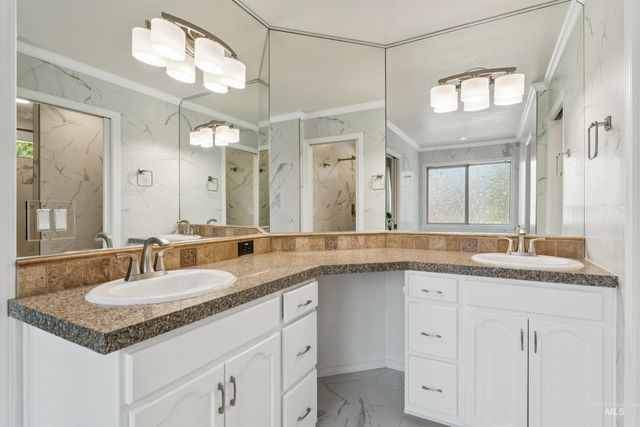 5108 N Samson, Boise, ID 83704