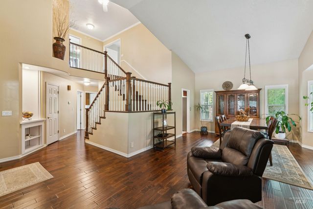 5108 N Samson, Boise, ID 83704