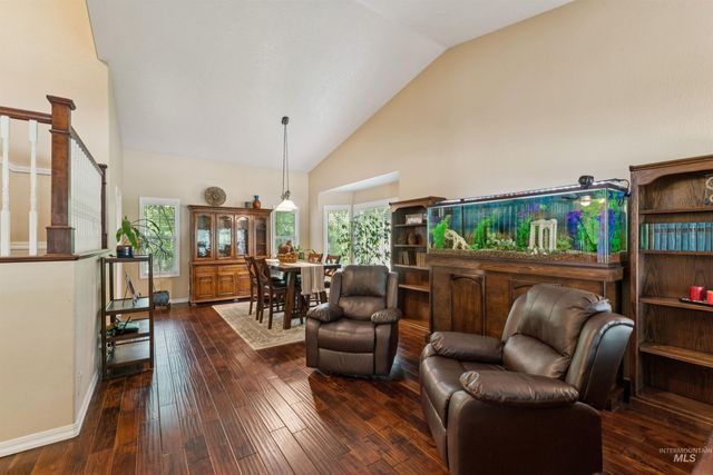 5108 N Samson, Boise, ID 83704