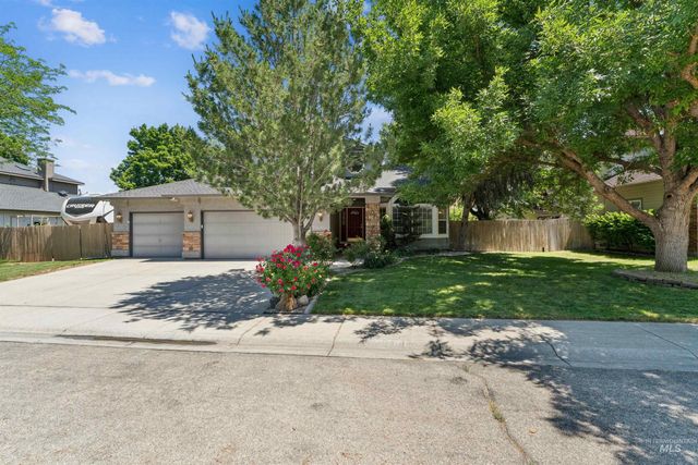 5108 N Samson, Boise, ID 83704