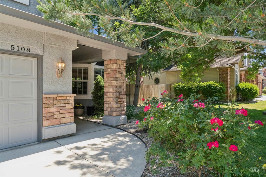 5108 N Samson, Boise, ID 83704