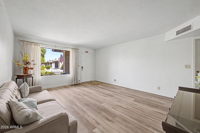 520 S GREENFIELD Road 39, Mesa, AZ 85206