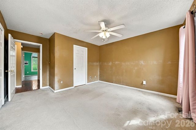 4917 Pond Court, Conover, NC 28613