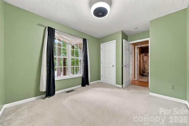 4917 Pond Court, Conover, NC 28613