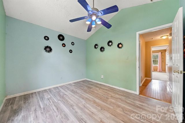 4917 Pond Court, Conover, NC 28613
