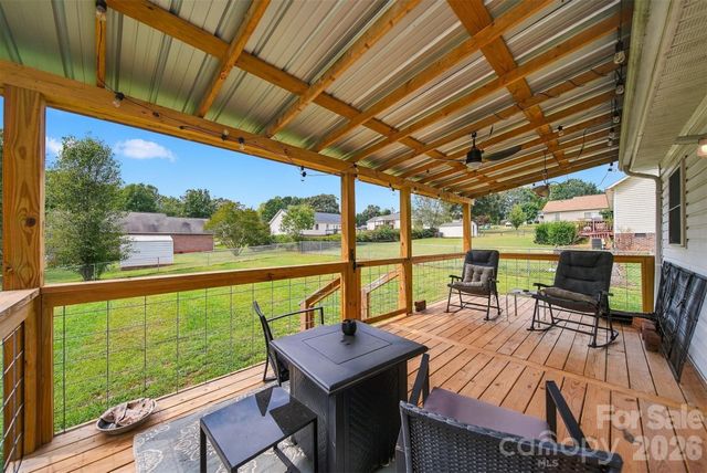 4917 Pond Court, Conover, NC 28613
