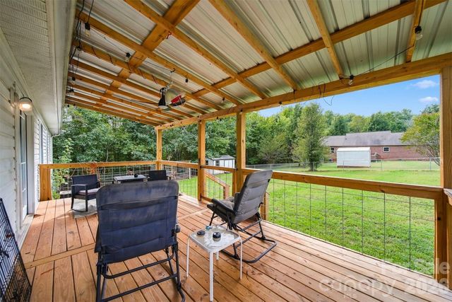 4917 Pond Court, Conover, NC 28613
