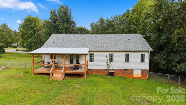 4917 Pond Court, Conover, NC 28613