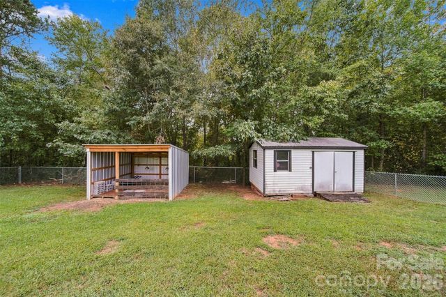 4917 Pond Court, Conover, NC 28613