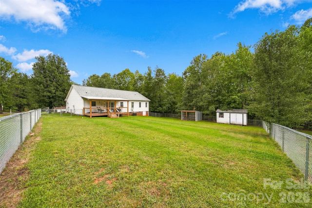 4917 Pond Court, Conover, NC 28613