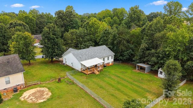 4917 Pond Court, Conover, NC 28613