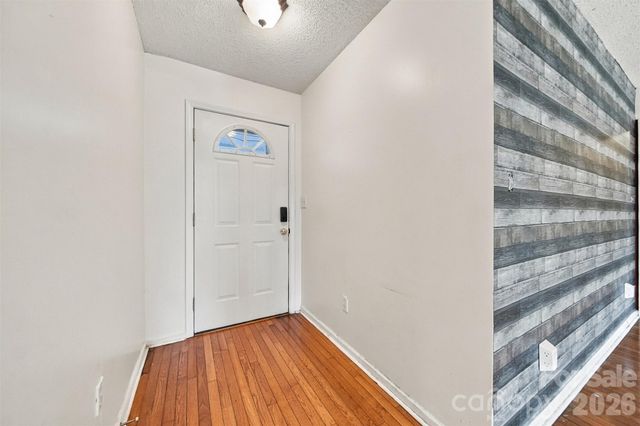 4917 Pond Court, Conover, NC 28613