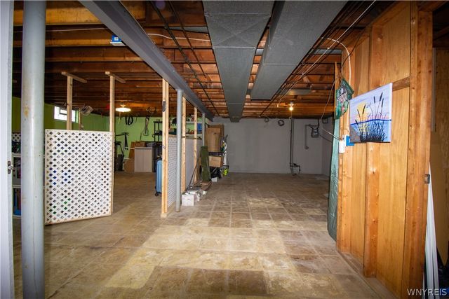 60 Joanne Lane, Cheektowaga, NY 14227