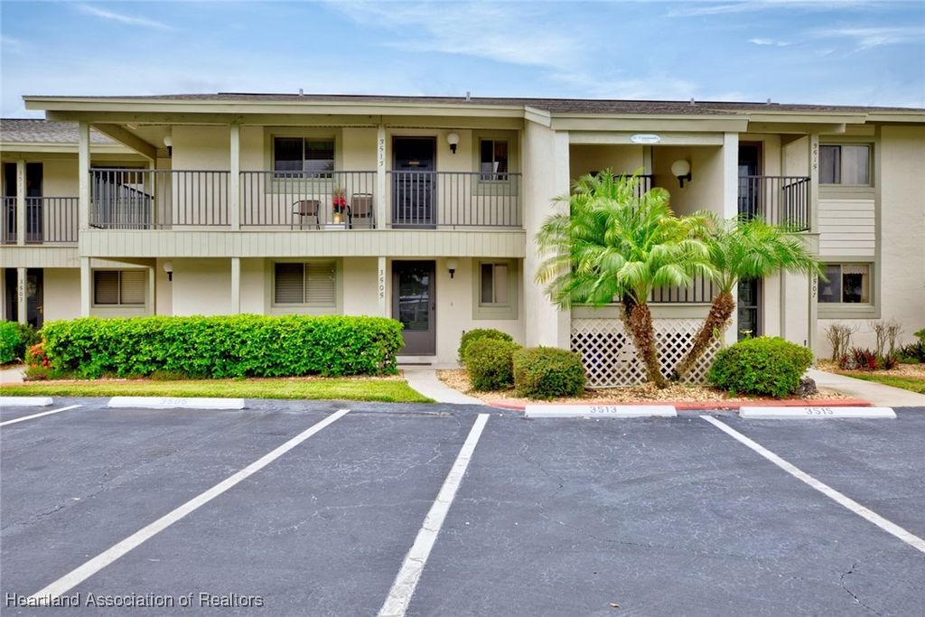 3513 Edgewater Drive, Sebring, FL 33872