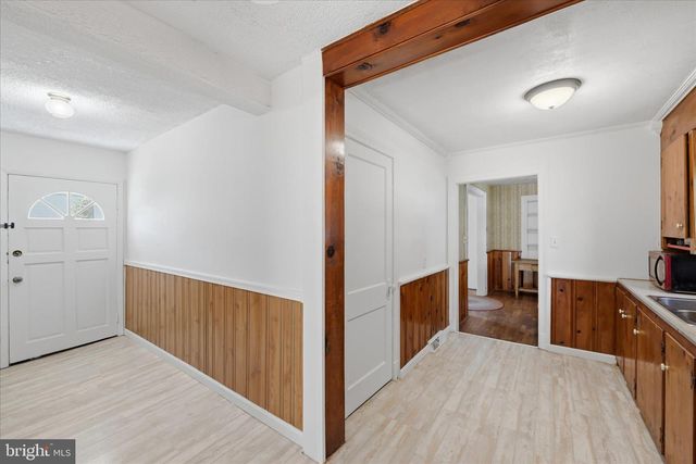 510 N PLEASANT VALLEY RD, Winchester, VA 22601