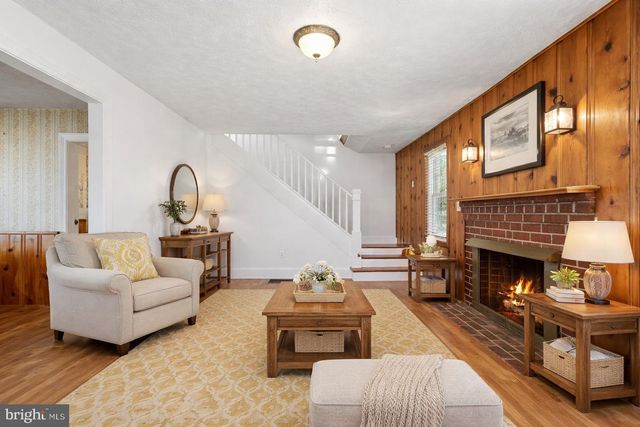 510 N PLEASANT VALLEY RD, Winchester, VA 22601