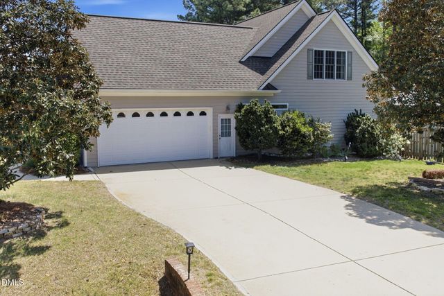 7813 Twin Pines Way, Fuquay Varina, NC 27526