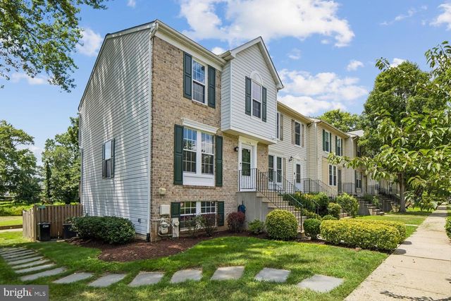 1546 FALSTONE LN, Crofton, MD 21114