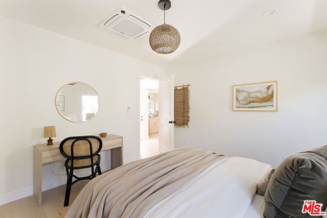 3148 Madera Avenue, Los Angeles, CA 90039