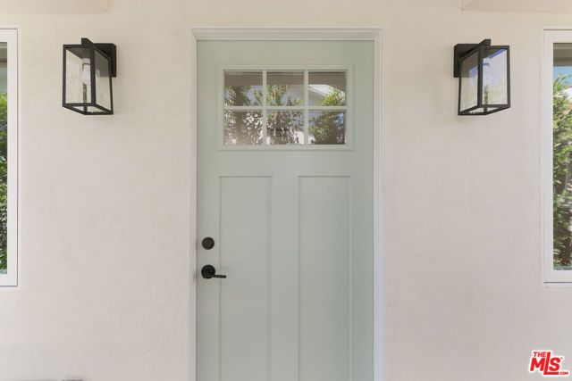 3148 Madera Avenue, Los Angeles, CA 90039